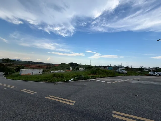 Terreno com 352m², à venda, no bairro Lagoa em Macaé