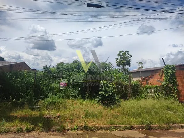 Terreno com 300m², à venda, no bairro Parque dos Pirineus em Anápolis
