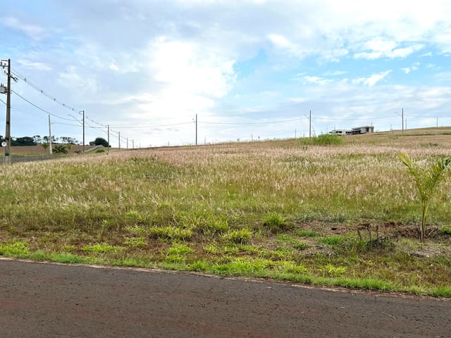 Terreno com 1527m², à venda, no bairro Residencial Maanaim em Cambé