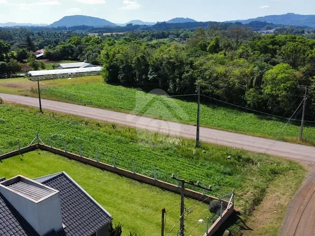 Terreno com 369m², à venda, no bairro Alesgut em Teutônia
