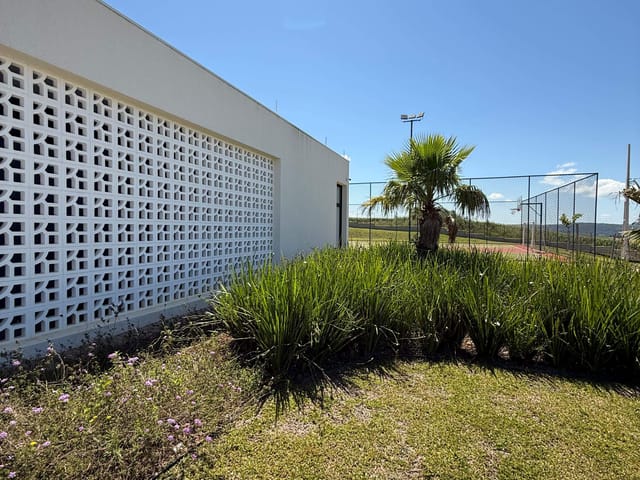Terreno com 220m², à venda, no bairro Jardim Carvalho em Ponta Grossa