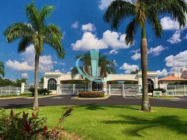 Terreno com 633m², à venda, no bairro Residencial Portal dos Oitis em Araraquara