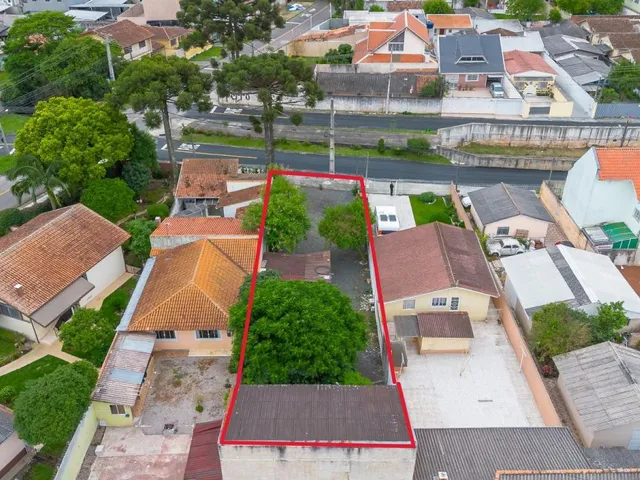 Terreno à venda, no bairro Guaíra em Curitiba