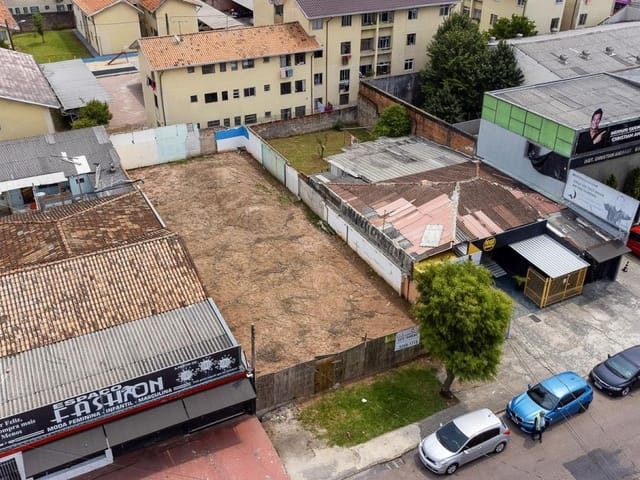 Terreno à venda, no bairro Sítio Cercado em Curitiba