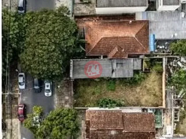 Terreno com 283m², à venda, no bairro Santana em Porto Alegre