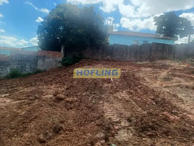 Terreno com 130m², à venda, no bairro Jardim Cherveson em Rio Claro