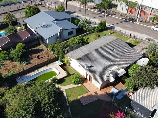 Terreno com 922m² 3 quartos e 2 banheiros, à venda, no bairro Centro em Imigrante
