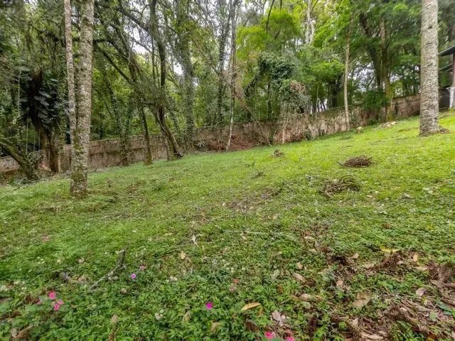 Terreno com 745m², à venda, no bairro Santa Felicidade em Curitiba