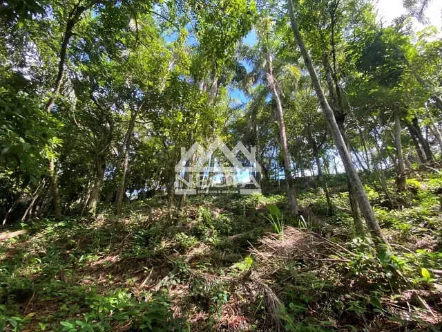Terreno com 894m², à venda, no bairro Cigarras em São Sebastião