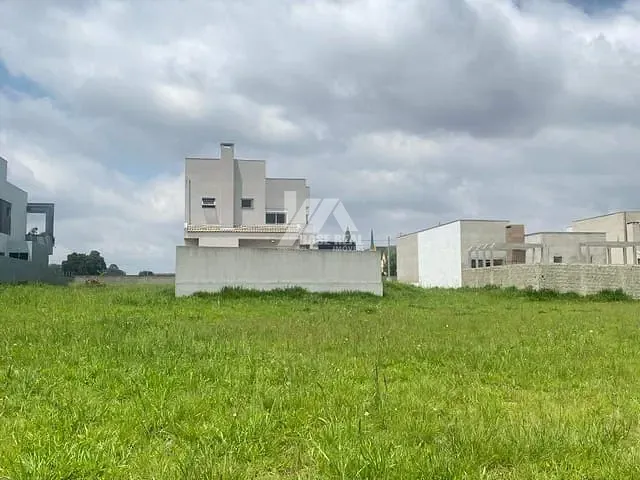 Terreno com 300m², à venda, no bairro Uvaranas em Ponta Grossa