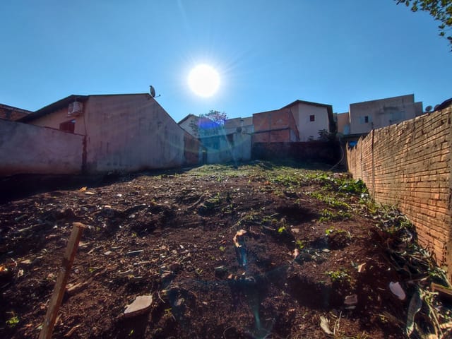 Terreno com 268m², à venda, no bairro Alto da Boa Vista em Londrina