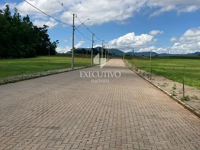 Terreno com 405m², à venda, no bairro São Caetano em Arroio do Meio