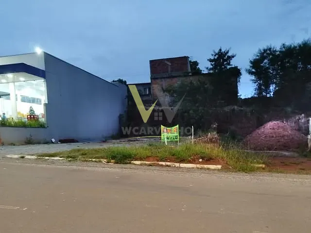 Terreno com 307m², à venda, no bairro Residencial Idelfonso Limirio em Anápolis