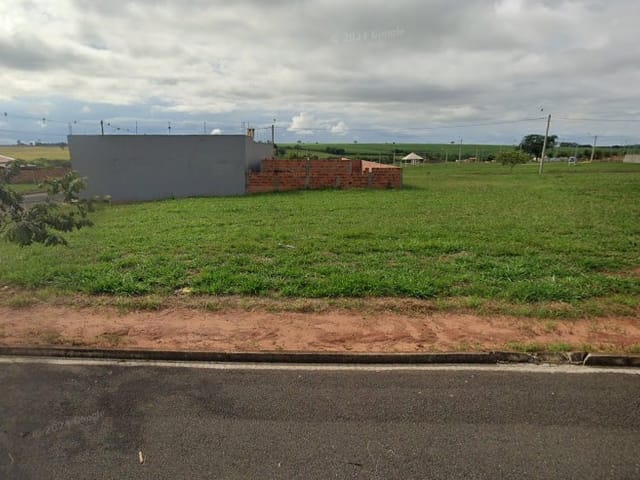 Terreno com 257m², à venda, no bairro Residencial Quinta da Mata em Birigüi
