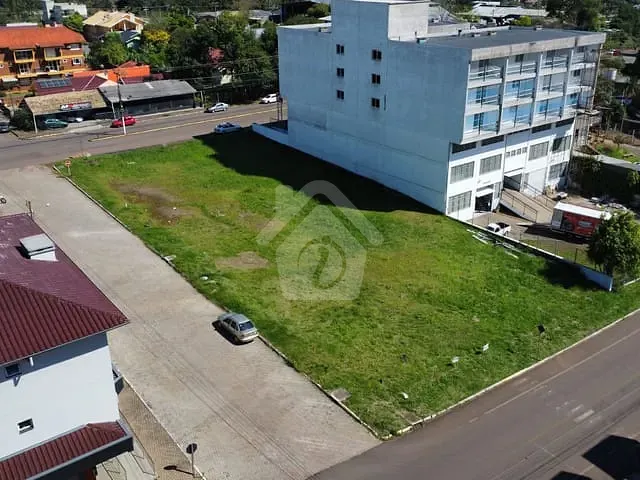 Terreno com 1667m², para alugar, no bairro Centro Administrativo em Teutônia