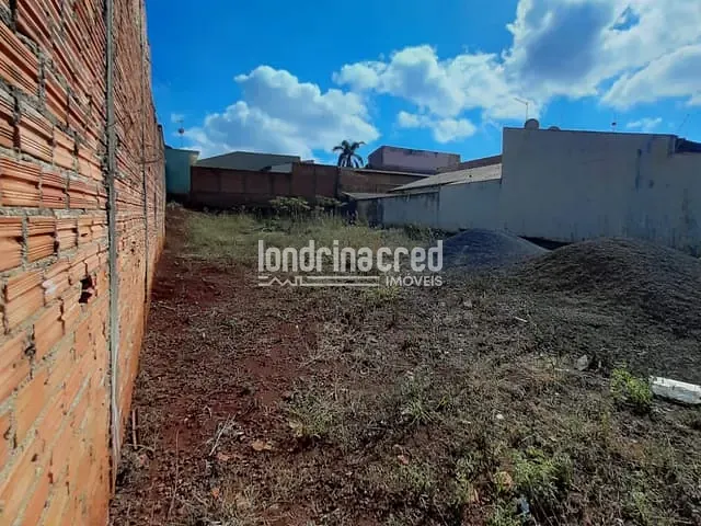 Terreno com 374m², à venda, no bairro Alto da Boa Vista em Londrina