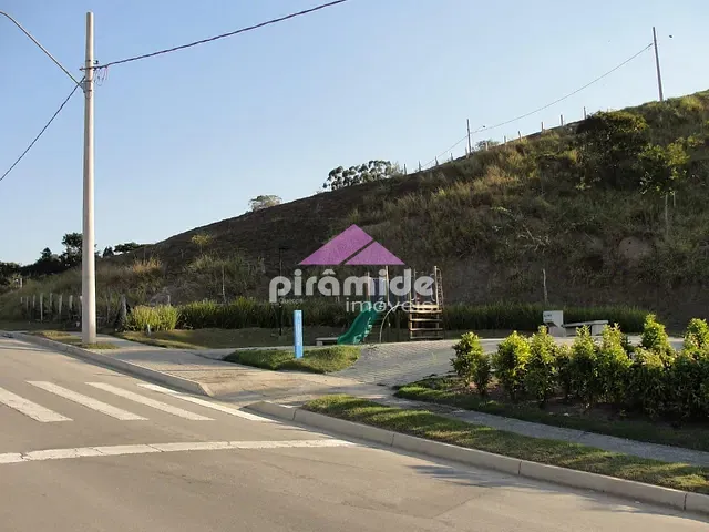 Terreno com 361m², à venda, no bairro Loteamento Verana em São José dos Campos