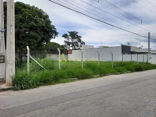 Terreno com 525m², à venda, no bairro Água Preta em Pindamonhangaba