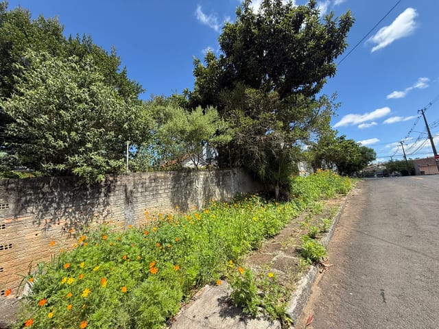 Terreno com 1200m², à venda, no bairro Oficinas em Ponta Grossa