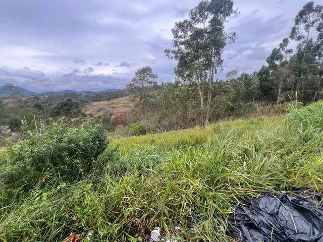 Terreno com 195m², à venda, no bairro Guaturinho em Cajamar
