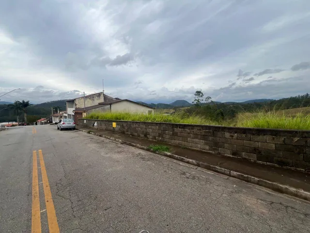 Terreno com 239m², à venda, no bairro Guaturinho em Cajamar