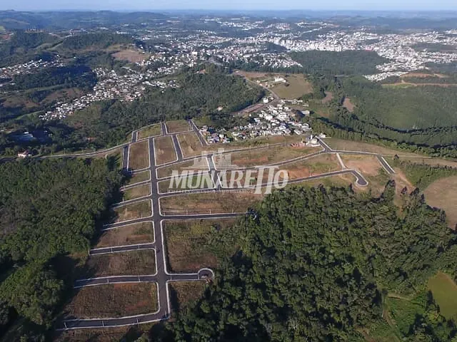 Terreno com 240m², à venda, no bairro Poente do Sol em Concórdia