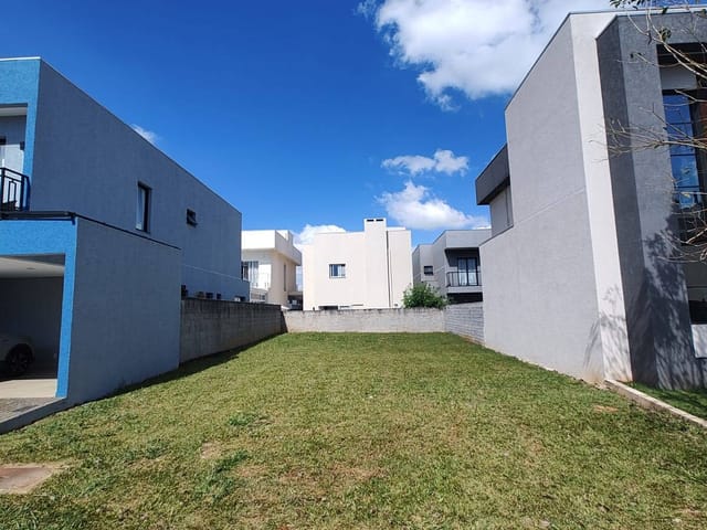 Terreno com 200m², à venda, no bairro Cará-cará em Ponta Grossa