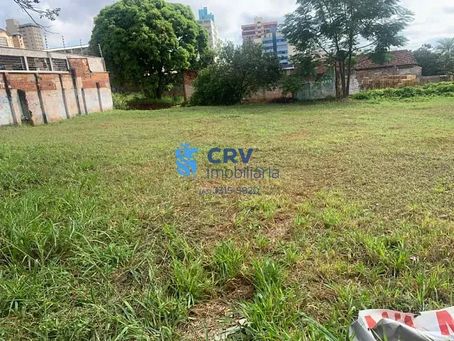 Terreno com 984m², à venda, no bairro Centro em Londrina