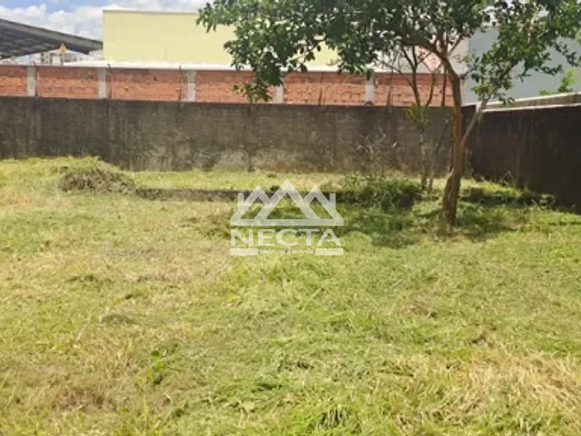 Terreno com 450m², à venda, no bairro Aruan em Caraguatatuba