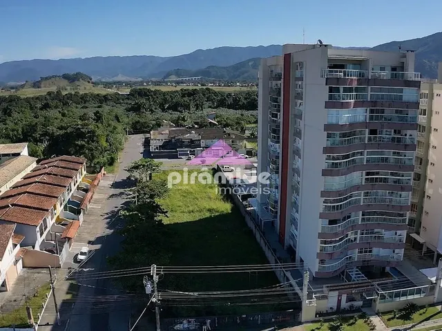 Terreno com 1500m², à venda, no bairro Jardim Porto Novo em Caraguatatuba