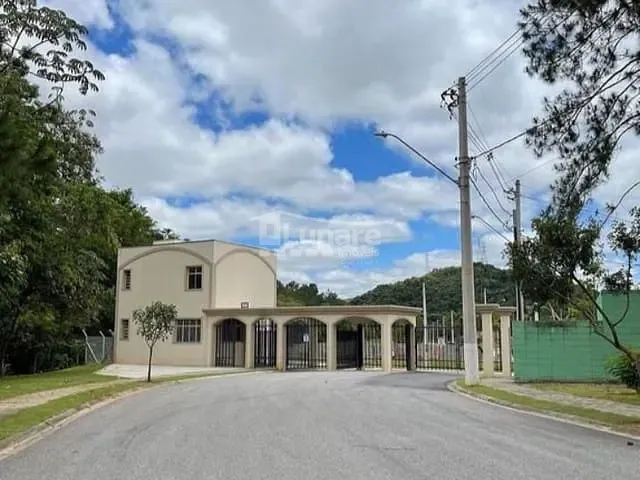 Terreno com 900m², à venda, no bairro Estância Guararema em Guararema