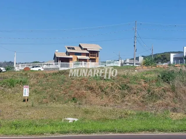 Terreno com 610m², à venda, no bairro Guilherme Reich em Concórdia