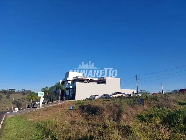 Terreno com 610m², à venda, no bairro Guilherme Reich em Concórdia