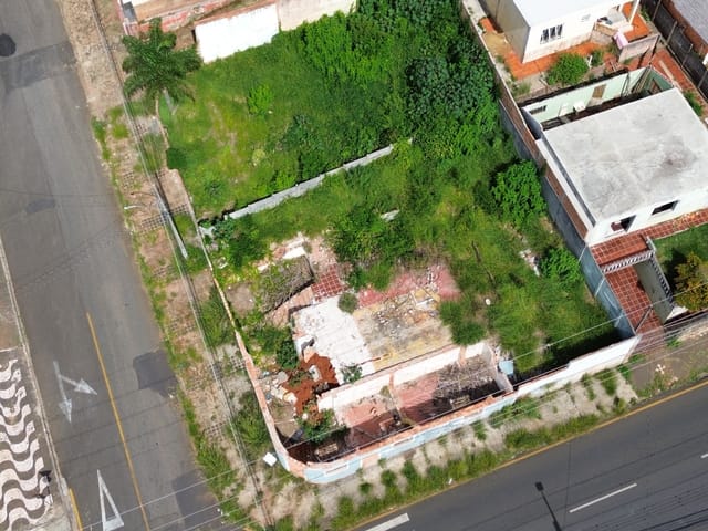 Terreno com 560m², à venda, no bairro Neves em Ponta Grossa