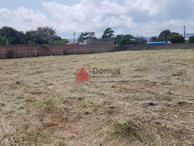 Terreno com 202m², à venda, no bairro Feital em Pindamonhangaba
