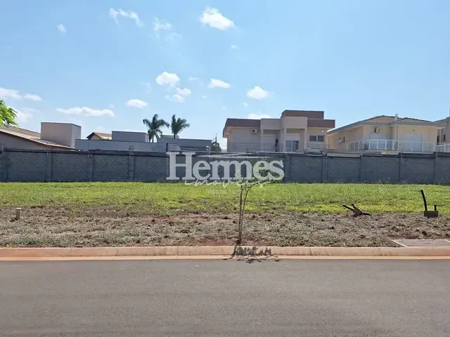 Terreno com 305m², à venda, no bairro Jardim Vista Alegre em Paulínia