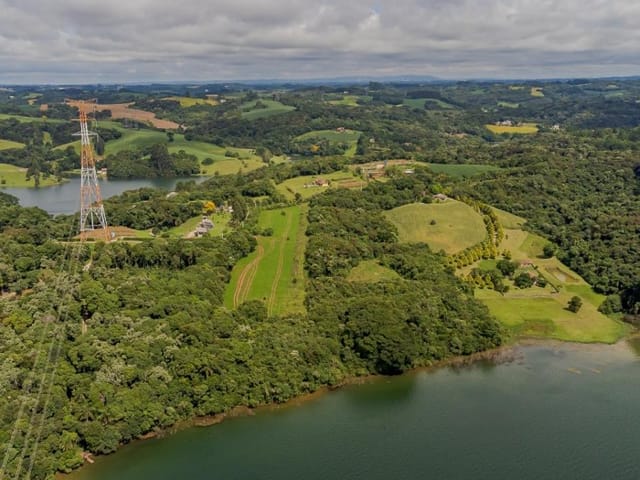 Terreno com 15000m², à venda, no bairro Passaúna em Campo Largo