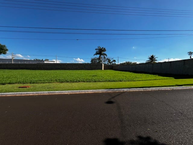 Foto do Terreno - Lote em condomínio para venda em Royal Park, 823m² | Lares e Andares Imóveis