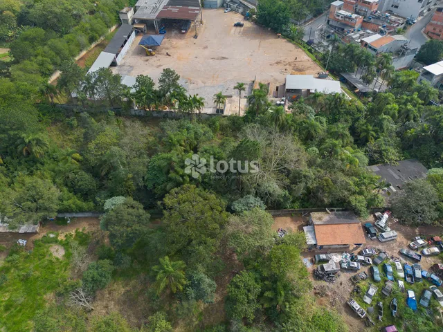 Terreno com 5384m², à venda, no bairro Chácara Maria Trindade em São Paulo
