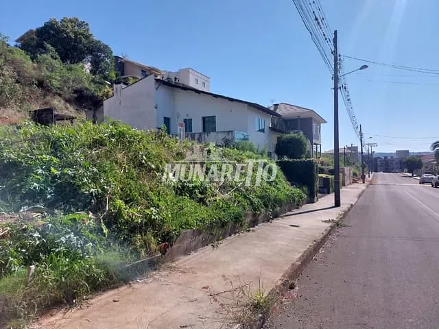 Terreno com 462m², à venda, no bairro Parque de Exposições em Concórdia