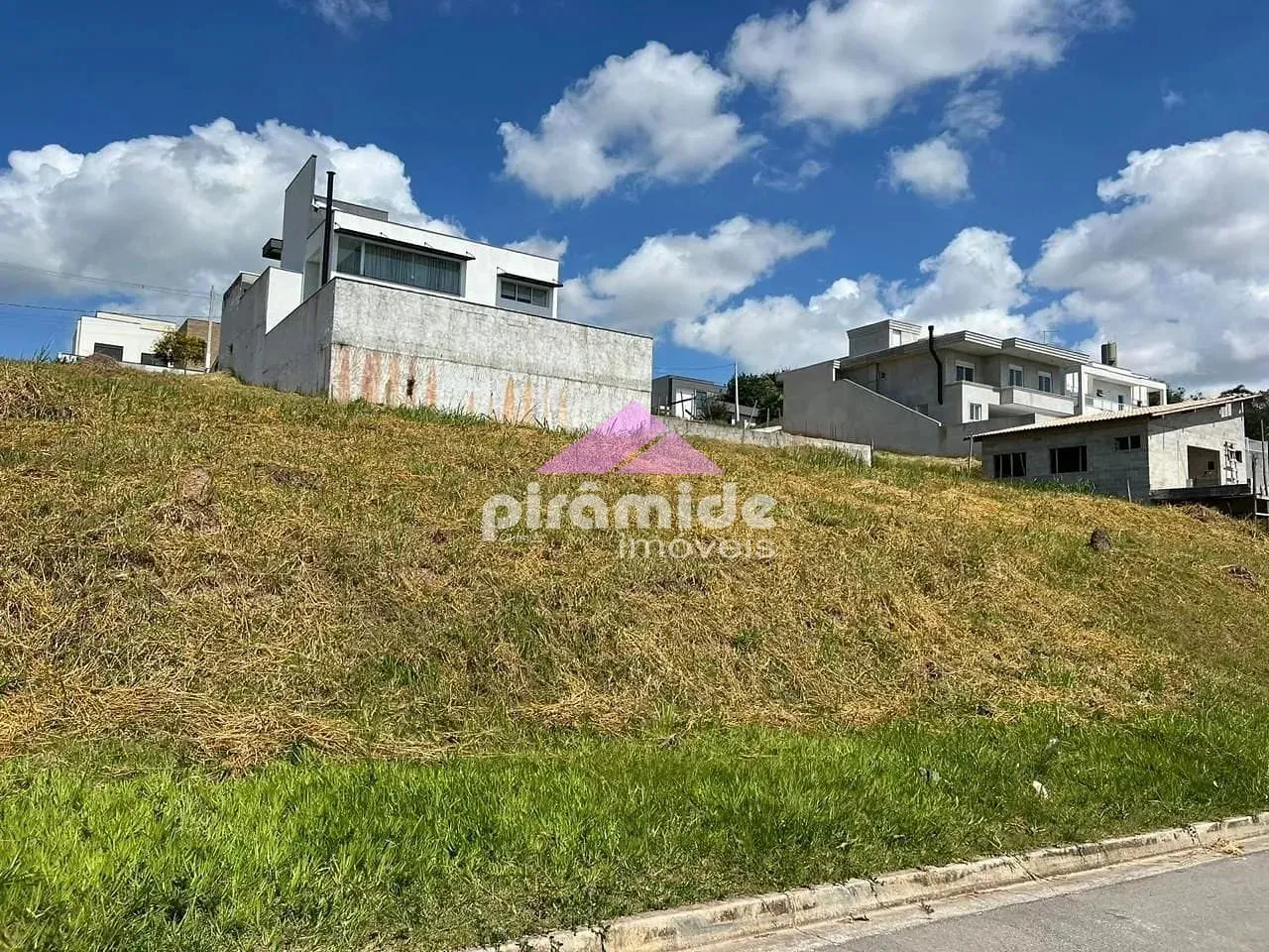 Terreno, 377 m² - Foto 1
