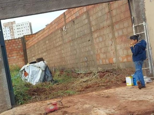 Foto do Terreno - Terreno plano e murado no Filinha Mendes | ZUCATO IMOBILIARIA LTDA