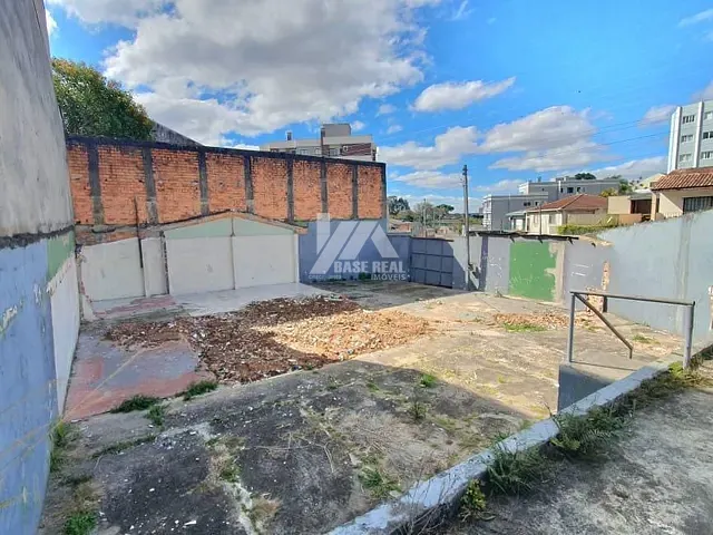 Terreno com 270m², à venda, no bairro Centro em Ponta Grossa