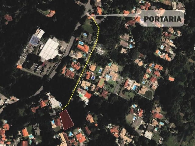 Terreno com 1403m², à venda, no bairro Algarve em Cotia