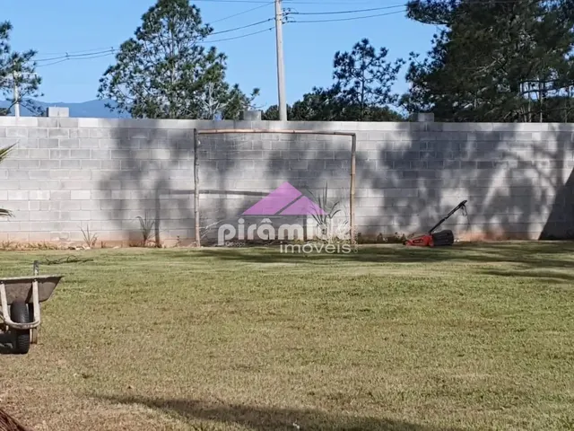 Terreno com 486m², à venda, no bairro Jardim Tarumãs em Caraguatatuba