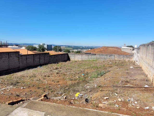 Terreno com 490m², à venda, no bairro Oficinas em Ponta Grossa