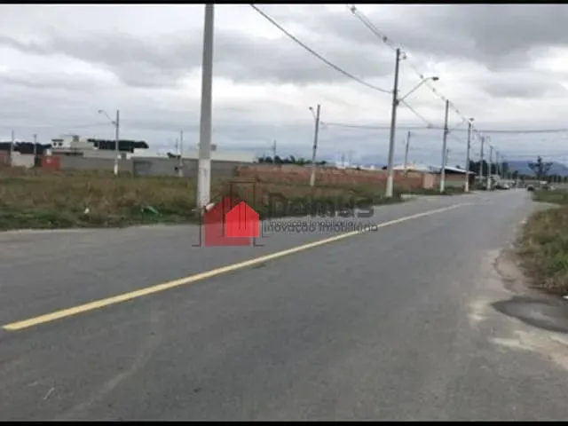 Terreno com 219m², à venda, no bairro Moreira César em Pindamonhangaba