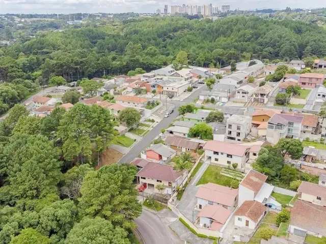 Terreno à venda, no bairro Campo Comprido em Curitiba