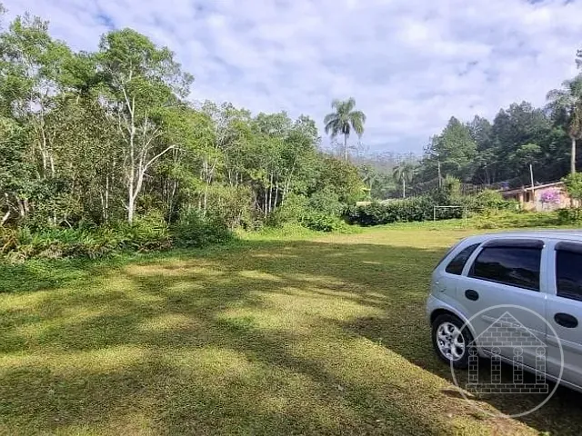Terreno com 4800m², à venda, no bairro Parelheiros em São Paulo