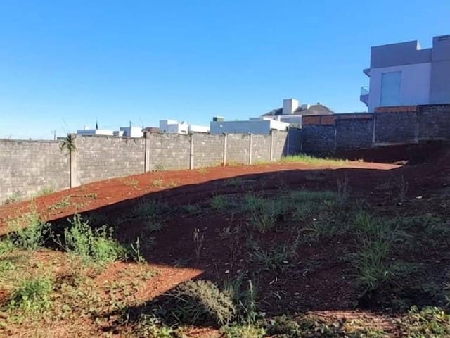 Terreno com 544m², à venda, no bairro Estrela em Ponta Grossa